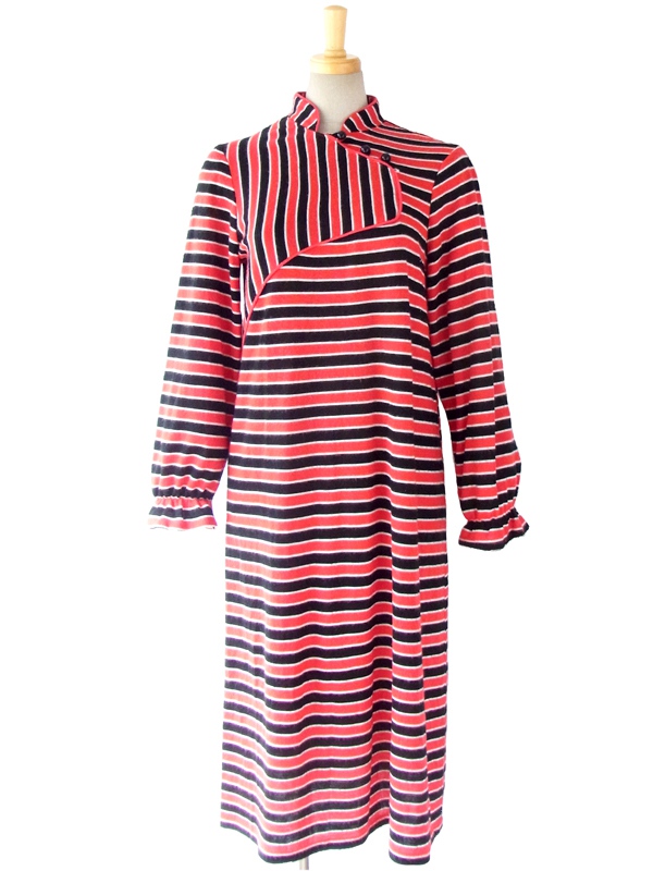 ヨーロッパ古着 フランス買い付け 60年代製 レッド・ブラック・ホワイト ボーダー レトロデザインのボックスワンピース 13FC751