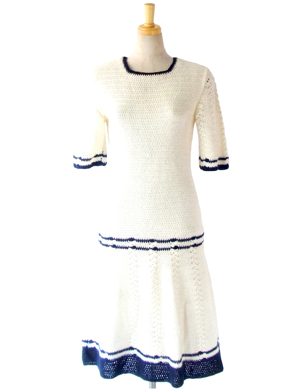 ヨーロッパ古着 フランス買い付け 60年代製 ホワイト X ブルー ライン　ヴィンテージ ニット ワンピース : 13FC818
