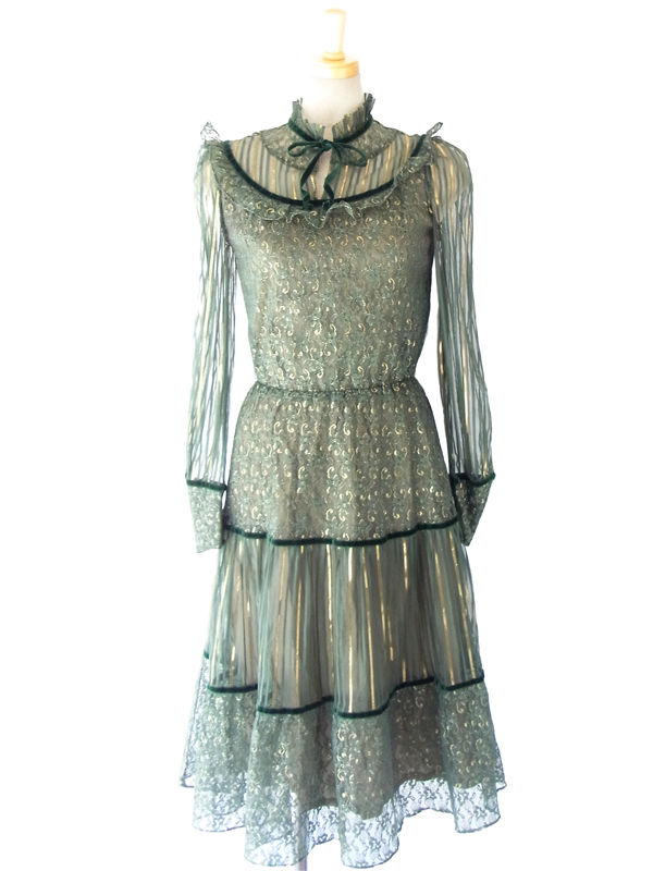 ヨーロッパ古着 フランス買い付け　60年代製 ヴィンテージ　レトロ ワンピース