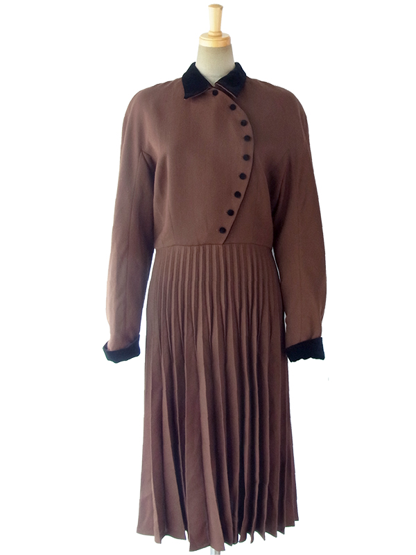 ヨーロッパ古着 ロンドン買い付け ブラウン X ブラック ボタンデザイン プリーツ ヴィンテージ ワンピース 16OM757