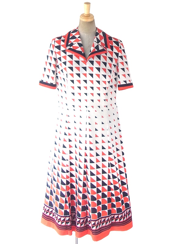 ヨーロッパ古着 ロンドン買い付け 70年代製 ホワイト X レッド・ブラック 幾何学模様 ヴィンテージ ワンピース 18OM201