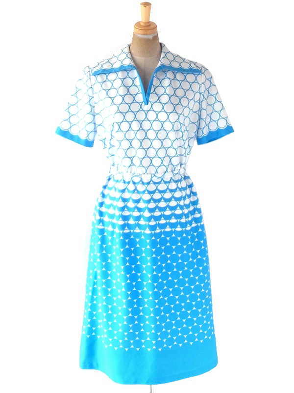 ヨーロッパ古着 ロンドン買い付け 70年代製 ホワイト X ブルー レトロ柄 共布ベルト付き ヴィンテージ ワンピース 21OM113