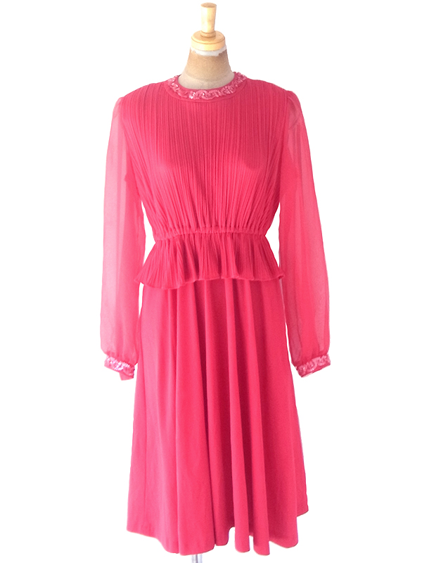 ヨーロッパ古着 ロンドン買い付け 70年代製 マゼンダピンク X ビーズ飾り ペプラム ワンピース 22BS009