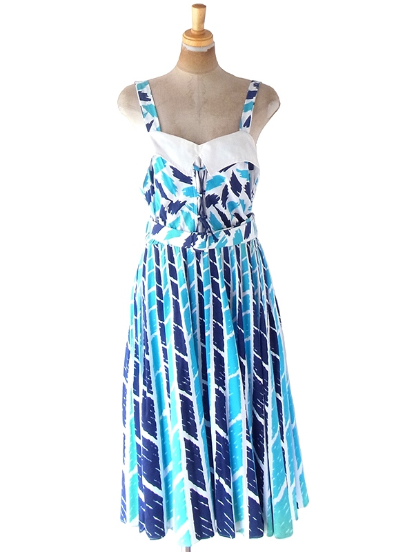 ヨーロッパ古着 フランス買い付け 60年代製 ホワイト X ブルー・ネイビー レトロ柄 組紐 共布ベルト付き ワンピース 22FC119