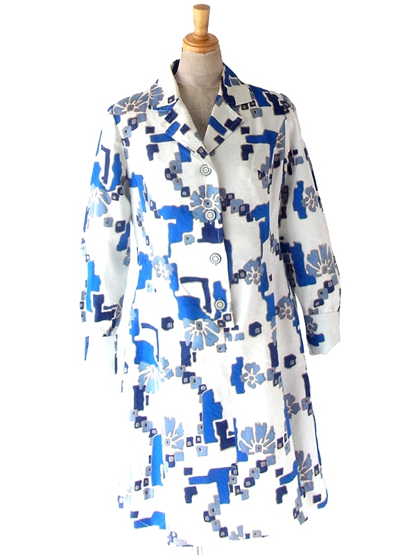 ヨーロッパ古着 フランス買い付け 60年代製 ホワイト X ブルー・ゴールド レトロ柄 ヴィンテージ ワンピース 24FC209