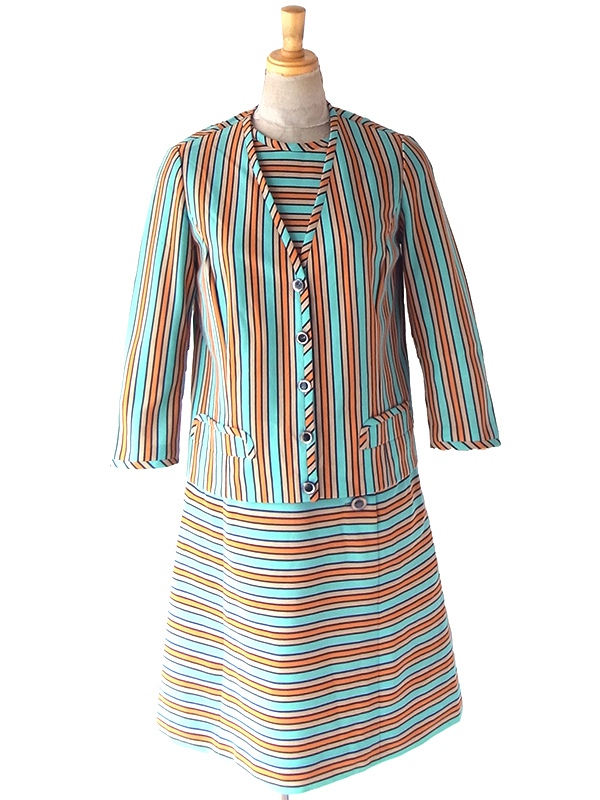 【送料無料】70年代製 オレンジ X 水色・ベージュ ボーダー・ストライプ ヴィンテージ セットアップ 24WB117【レトロ古着】