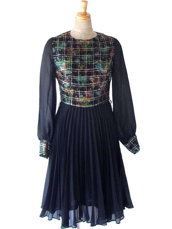 ヨーロッパ古着 フランス買付け 70年代製 ブラック X 花柄 ゴールドラメ　チェック　プリーツ ワンピース 25FC117