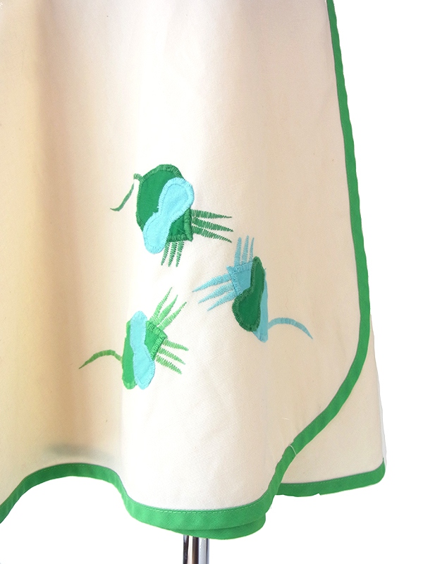 ヨーロッパ古着 ロンドン買付け 70年代製 クリーム色 X グリーン ライニング 花柄アップリケ ヴィンテージ 巻きスカート 09UK2009