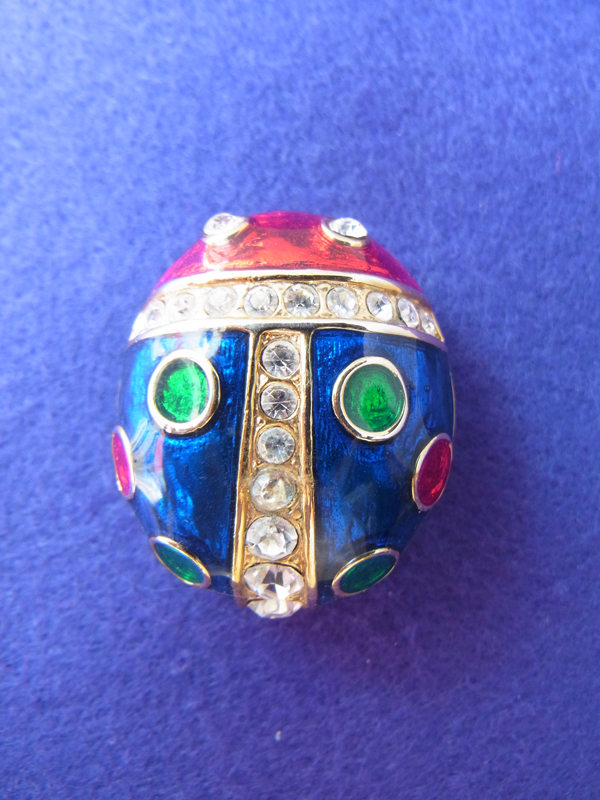 【アクセサリー】ロンドン買い付けてんとう虫モチーフ カラフル アンティークブローチ：09UK929【ヨーロッパ古着】
