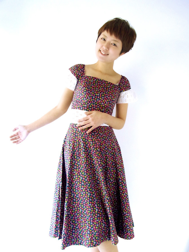 【送料無料】フランス買付 ヴィンテージ　 花柄　レース　ワンピース :古着 11FC40【ヨーロッパ古着】