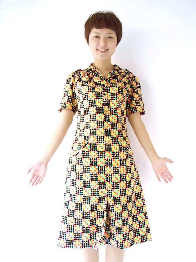 ヨーロッパ古着 フランス買い付け マルチカラー 水玉プリント ヴィンテージ ワンピース 13fc10 送料無料 ヨーロッパ古着 フランス買い付け マルチカラー 水玉プリント ヴィンテージ ワンピース 13fc10 送料無料