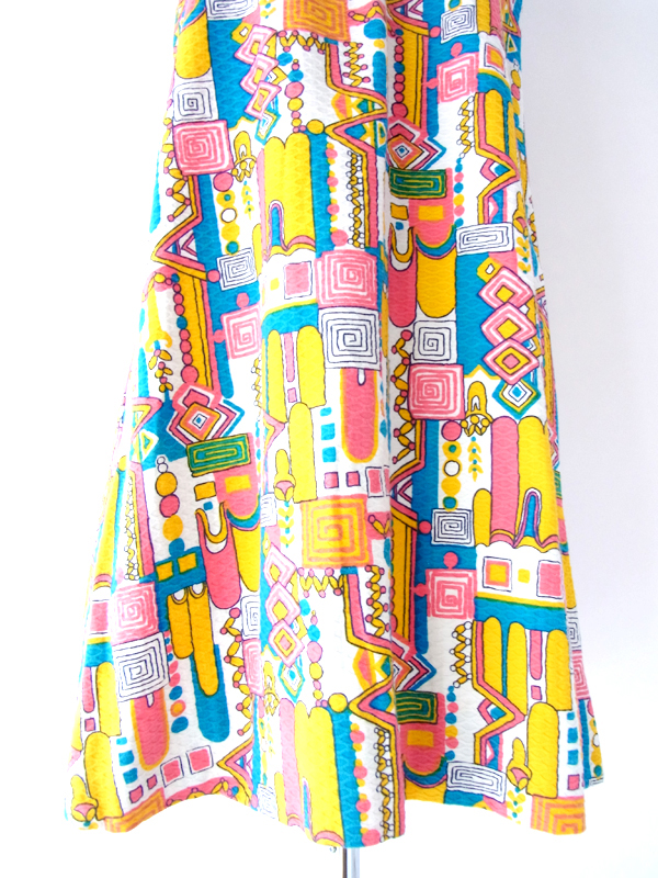 ヨーロッパ古着　ヴィンテージ　レトロ　ワンピース　マルチカラー　フランス買い付け