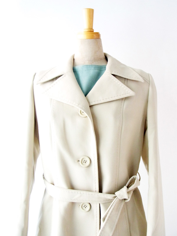ヨーロッパ古着　フランス買付け　ヴィンテージ　アイボリー　スプリングコート