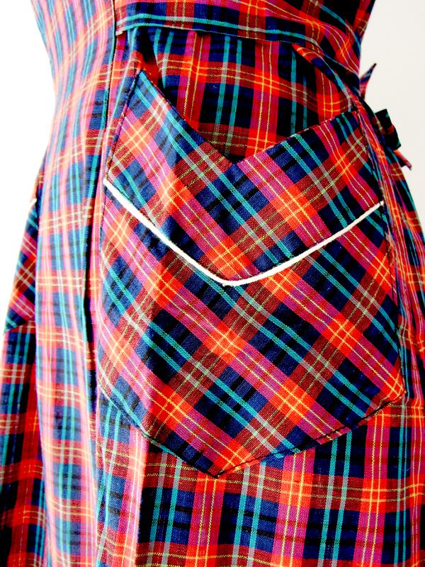 ヨーロッパ古着】フランス買い付け レッド x グリーン タータン  