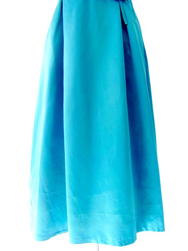 ヨーロッパ古着　フランス買い付け　ターコイズブルー X 薔薇コサージュ　ヴィンテージ　ドレス　13FC511