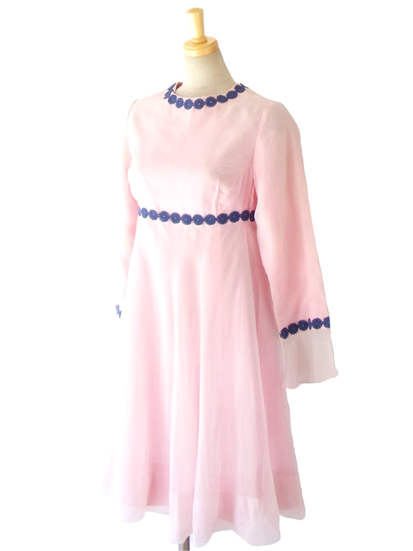 フランス買い付け ６０年代製 ピンクシフォン生地 X ブルー・花のケミカルレース ワンピース