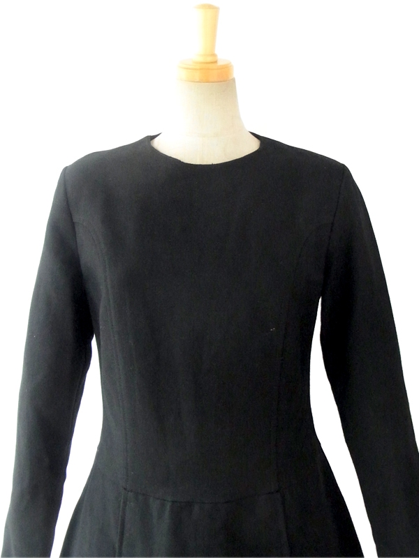 フランス買い付け ６０年代製 シックなブラック X 美麗シルエット ヴィンテージ ワンピース 14FC706