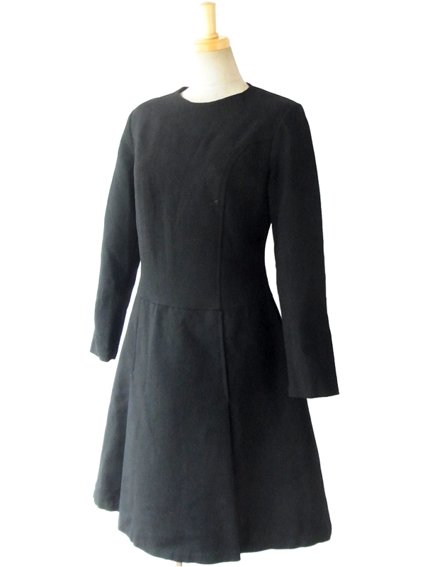 フランス買い付け ６０年代製 シックなブラック X 美麗シルエット ヴィンテージ ワンピース 14FC706