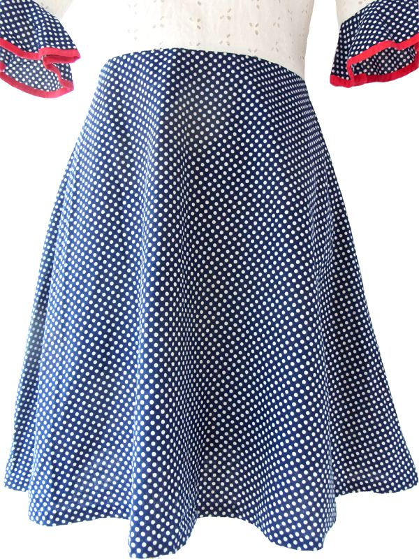 ヨーロッパ古着 フランス買い付け ６０年代製 ホワイトカットレース X ネイビー水玉スカート トリコロール ワンピース
