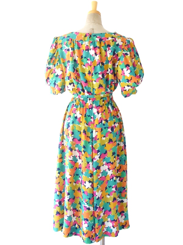 ヨーロッパ古着 フランス買い付け 60年代製 カラフル花柄 パフスリーブ 共布ベルト付き ヴィンテージ ワンピース 15FC206