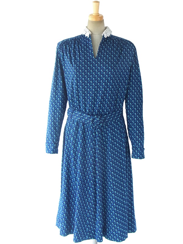 ヨーロッパ古着 ロンドン買い付け 60年代製 ブルー X 水色レトロ柄 ホワイトレース襟 ヴィンテージ ワンピース 16BS307