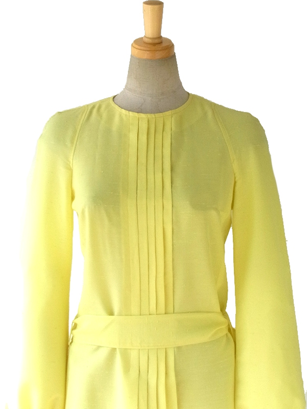 ヨーロッパ古着 フランス買い付け 60年代製 イエロー X プリーツデザイン 共布ベルト付き ヴィンテージ ワンピース 16FC113
