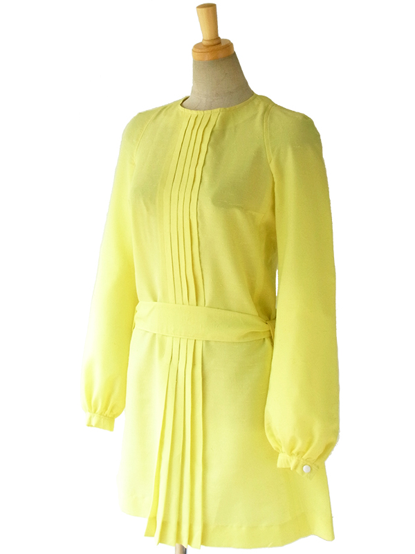 ヨーロッパ古着 フランス買い付け 60年代製 イエロー X プリーツデザイン 共布ベルト付き ヴィンテージ ワンピース 16FC113