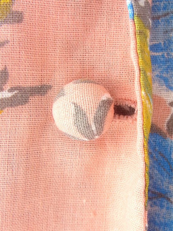 ヨーロッパ古着 50年代フランス製 ピンク X ブルー花柄 共布ベルト付き ヴィンテージ ワンピース 16FC400