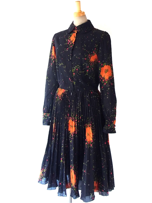 ヨーロッパ古着 ロンドン買い付け 60年代製 ブラック X レトロ花柄 共布ベルト付き ヴィンテージ プリーツ ワンピース 16OM010