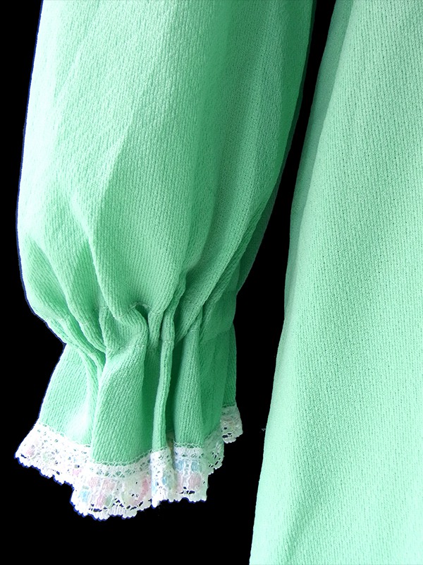 ヨーロッパ古着 ロンドン買い付け 70年代製 パステルグリーン X レース縁取り ヴィンテージ ワンピース 16OM1006