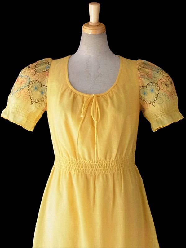 ヨーロッパ古着 ロンドン買い付け 60年代製 イエロー X カラフルなハート柄刺繍 ロング ワンピース 16OM310