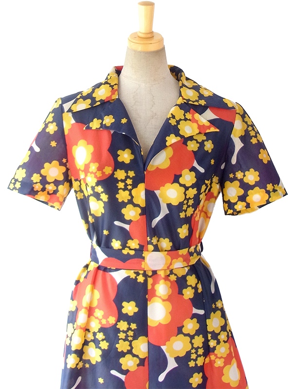 ヨーロッパ古着 ロンドン買い付け 60年代製 ネイビー X カラフルなレトロ花柄 共布ベルト付き ワンピース 16OM405