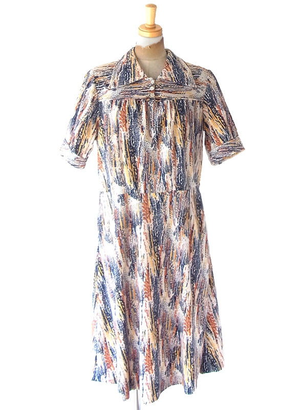 ヨーロッパ古着 ロンドン買い付け 70年代製 オフホワイト X ブラック・イエロー レトロ柄 ヴィンテージ ワンピース 16OM716