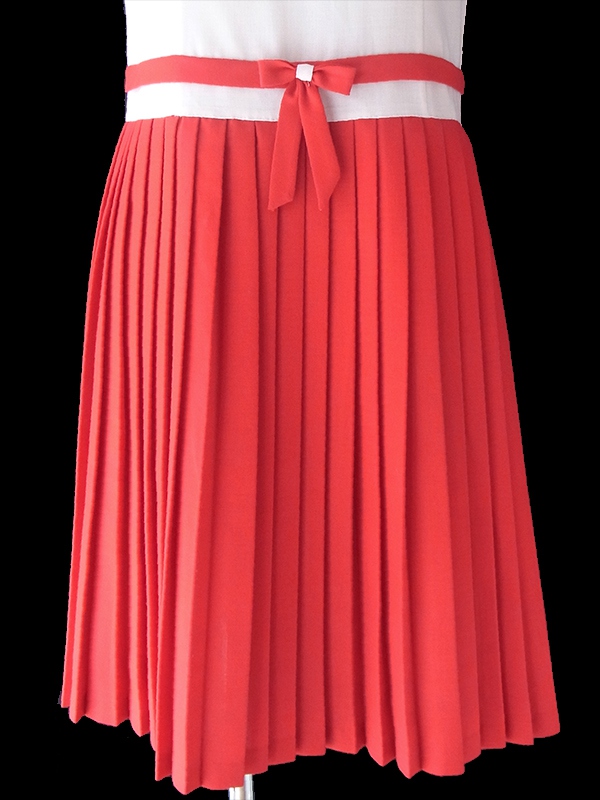 ヨーロッパ古着 フランス買い付け 60年代製 ホワイト X レッド ウェストリボン プリーツ ワンピース 17FFC211