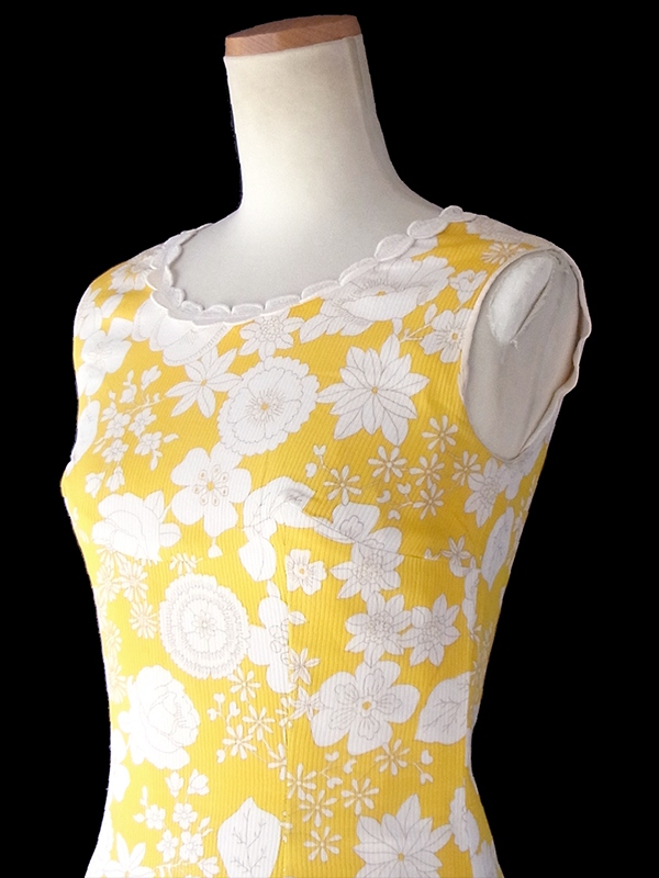 ヨーロッパ古着 フランス買い付け 60年代製 イエロー X ホワイト 花柄プリント テープ装飾 レトロ ワンピース 17OM214
