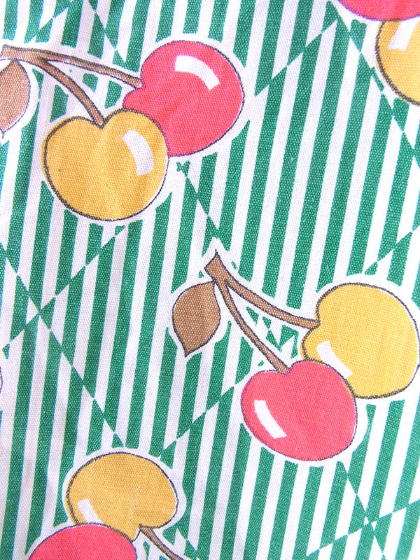 ヨーロッパ古着 ロンドン買い付け 60年代製 グリーン X カラフルなチェリー柄・ストライプ ヴィンテージ ワンピース 17OM112