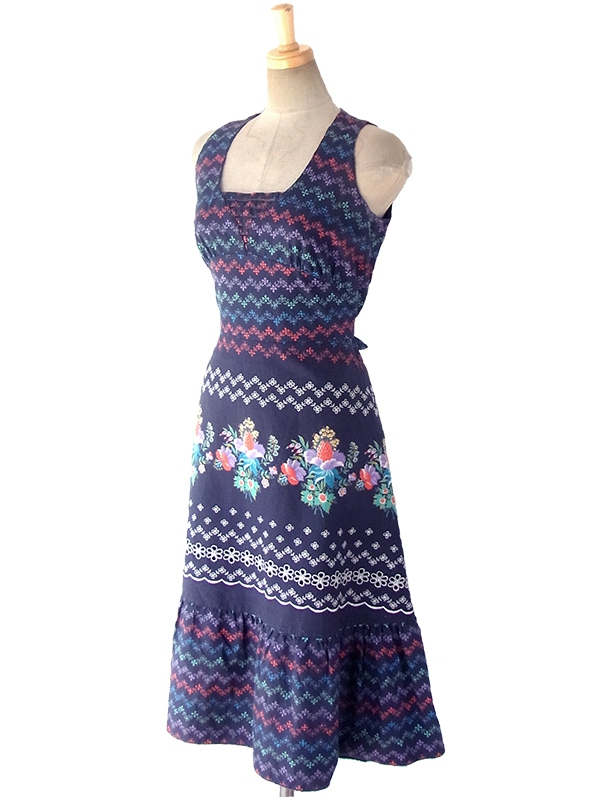 ヨーロッパ古着 ロンドン買い付け 60年代製 ネイビー X カラフル花柄・カットワーク・刺繍 ヴィンテージ ワンピース 17OM305