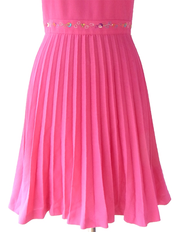 ヨーロッパ古着 ロンドン買い付け 60年代製 マゼンダ X 花柄刺繍 パフスリーブ プリーツ ワンピース 17OM505