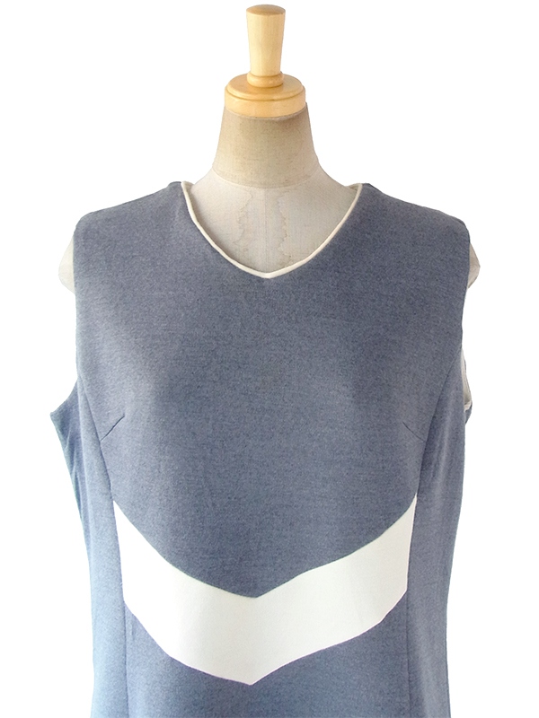 ヨーロッパ古着 ロンドン買い付け 60年代製 グレイ X ホワイト バイアス柄 ウール ワンピース 17OM902