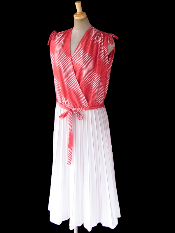 ヨーロッパ古着 ロンドン買い付け 70年代製 レッド X ホワイト 波模様 X アンブレラプリーツ レトロ ワンピース 18BS006