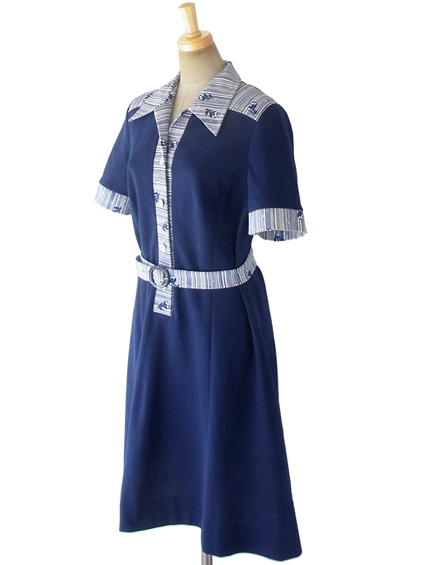 ヨーロッパ古着 ロンドン買い付け 70年代製 ネイビー X ホワイト 花柄・ボーダー 共布ベルト付き ヴィンテージ ワンピース 18BS104