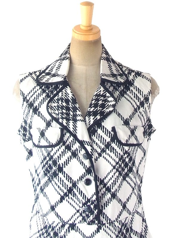 ヨーロッパ古着 ロンドン買い付け 70年代製 モノトーン X チェック柄 ボックスプリーツ ワンピース 18BS107