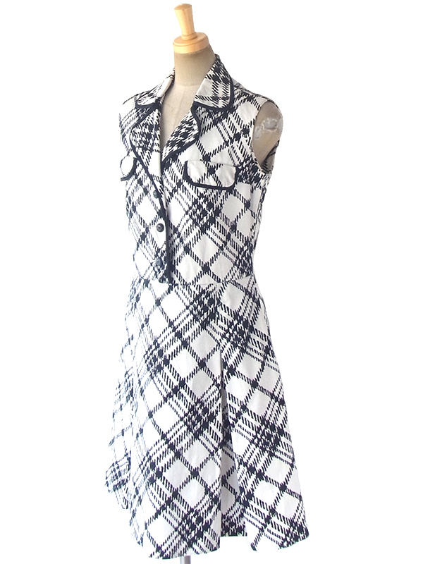 ヨーロッパ古着 ロンドン買い付け 70年代製 モノトーン X チェック柄 ボックスプリーツ ワンピース 18BS107