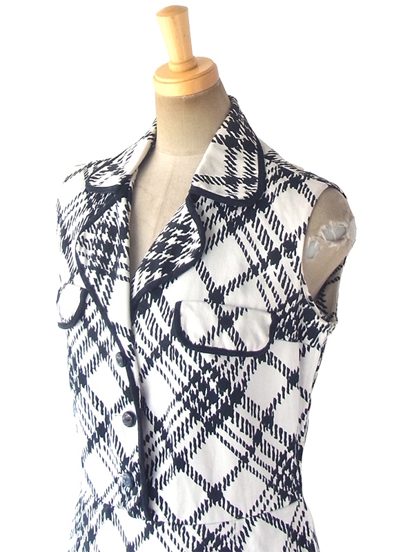 ヨーロッパ古着 ロンドン買い付け 70年代製 モノトーン X チェック柄 ボックスプリーツ ワンピース 18BS107