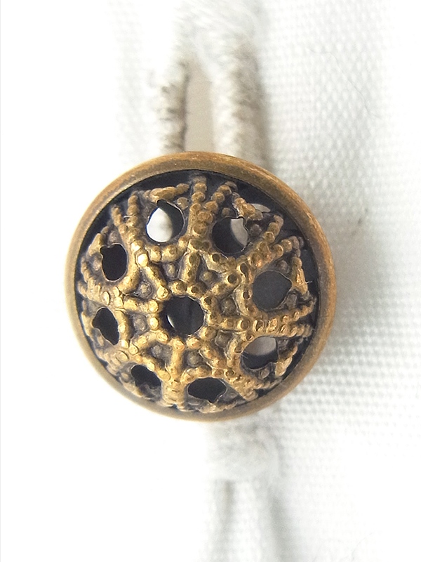 ヨーロッパ古着 ロンドン買い付け 60年代製 ホワイト X カットレース・花柄刺繍 ヴィンテージ ブラウス 18BS125