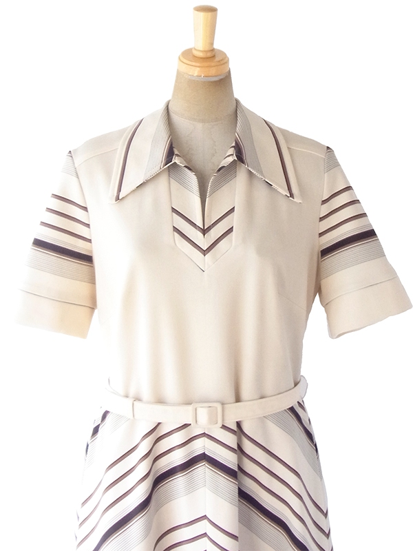 ヨーロッパ古着 ロンドン買い付け 70年代製 アイボリー X ブラウン・ブラック バイアス柄 共布ベルト付き ワンピース 18BS206