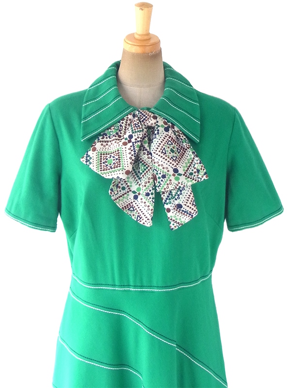 ヨーロッパ古着 ロンドン買い付け 60年代製 グリーン X スカーフタイ ステッチデザイン ウール ワンピース 18BS213