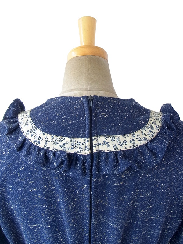 ヨーロッパ古着 フランス買い付け 70年代製 ネイビー X ホワイト 霜降 花柄リボン ギャザーデザイン ワンピース 18FC004