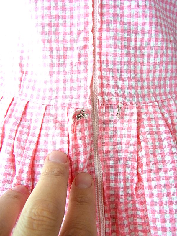 ヨーロッパ古着 フランス買い付け 60年代製 ピンク X  ギンガムチェック グリーン・ピンク テープ ワンピース 18FC304