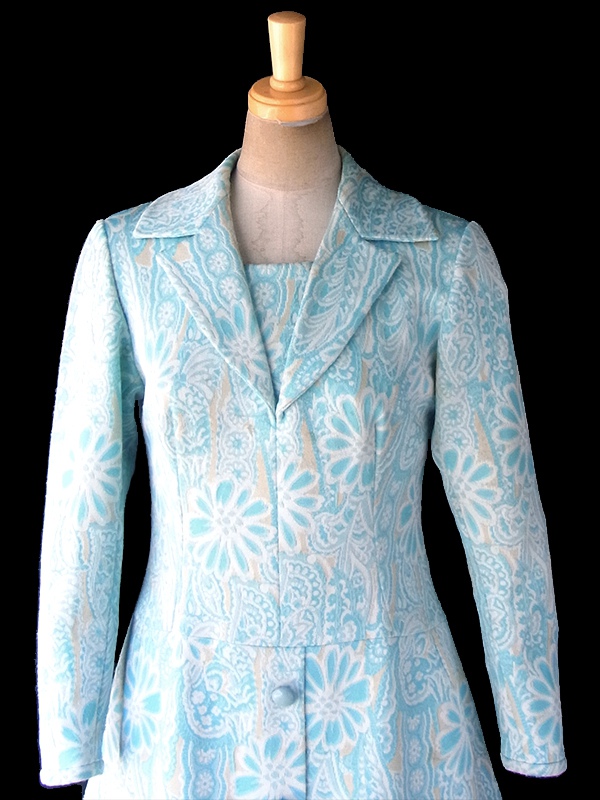 フランス買い付け 60年代製 水色 X クリーム色 花柄モチーフのレトロ柄が織られた生地 ワンピース 18FC414